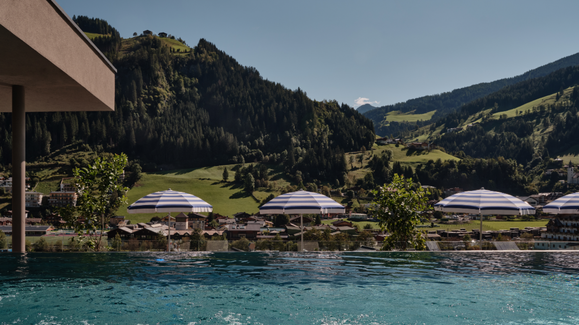LEADING SPA RESORTS