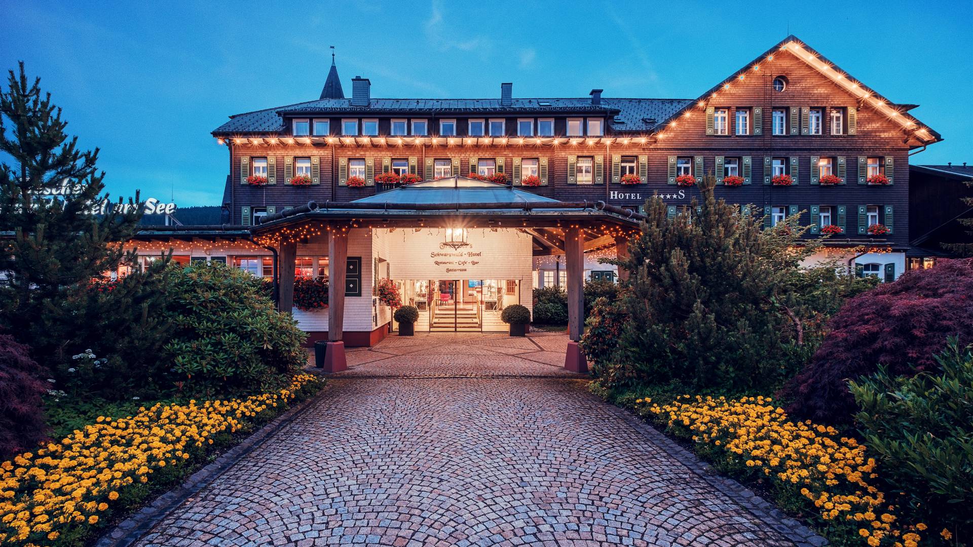 Außenansicht Treschers Hotel am See