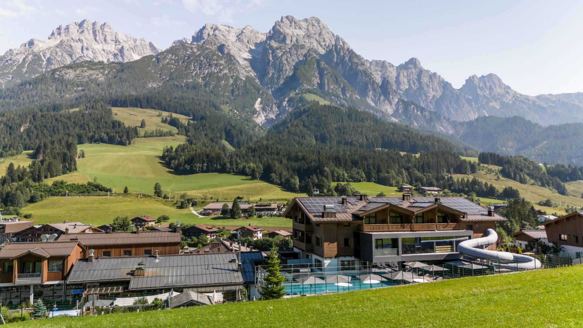 LEADING SPA RESORTS