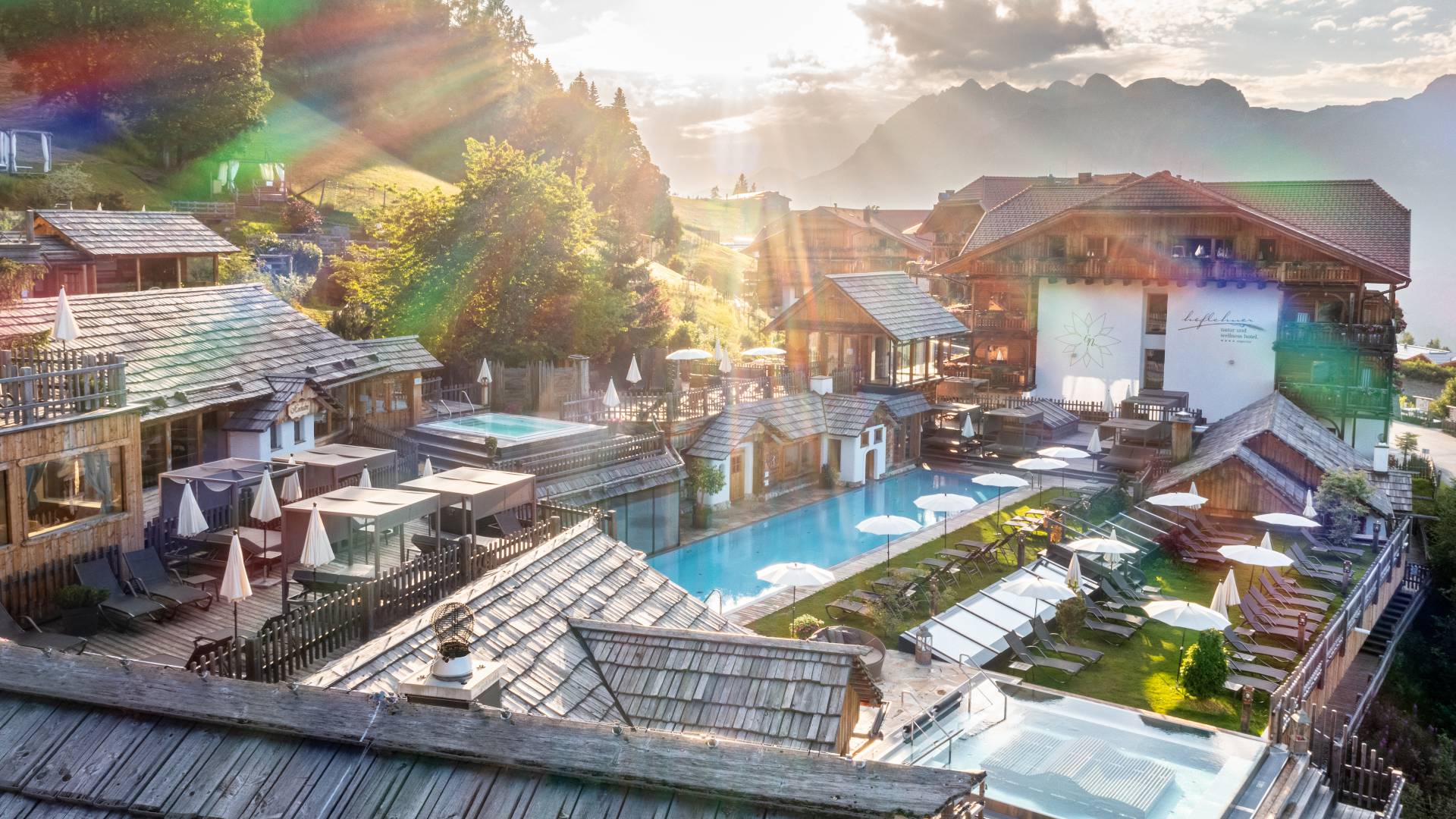 LEADING SPA RESORTS