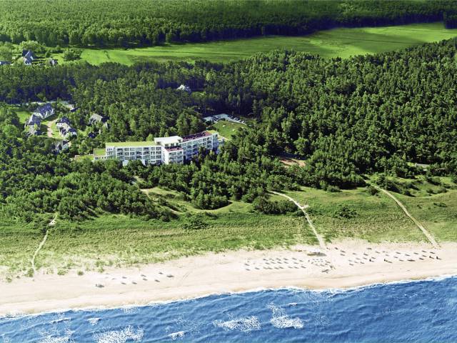 Sommer-Wellness mit der Familie im Strandhotel Fischland an der Ostsee - 