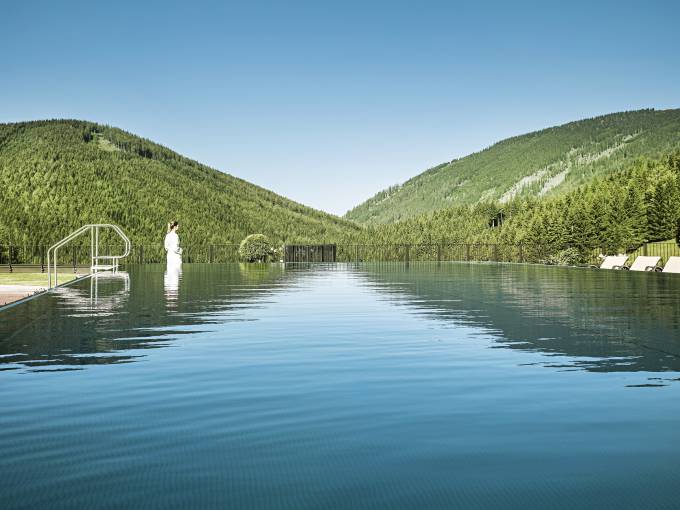 Alpine Regeneration: Recharging Body and Mind with the A.L.M. Method Thumbnail