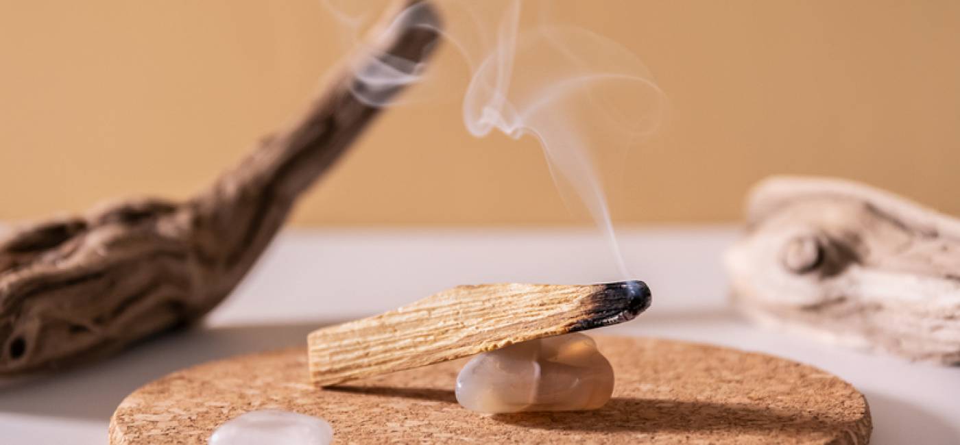 Palo Santo "Holy Wood" main image