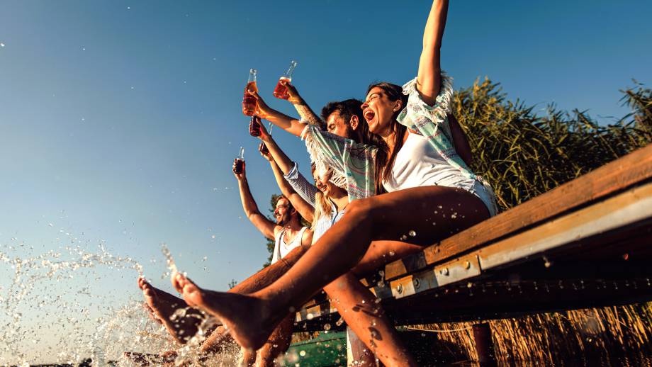 Single & Friends Vacation in Austria: Experience Hotel AVIVA in Upper Austria symbolic picture